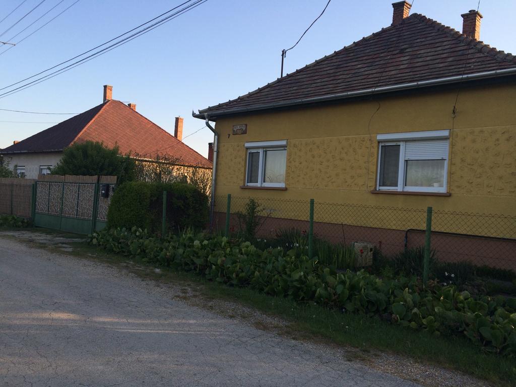 Ferenc Wellnes Apartment Csajág Dış mekan fotoğraf